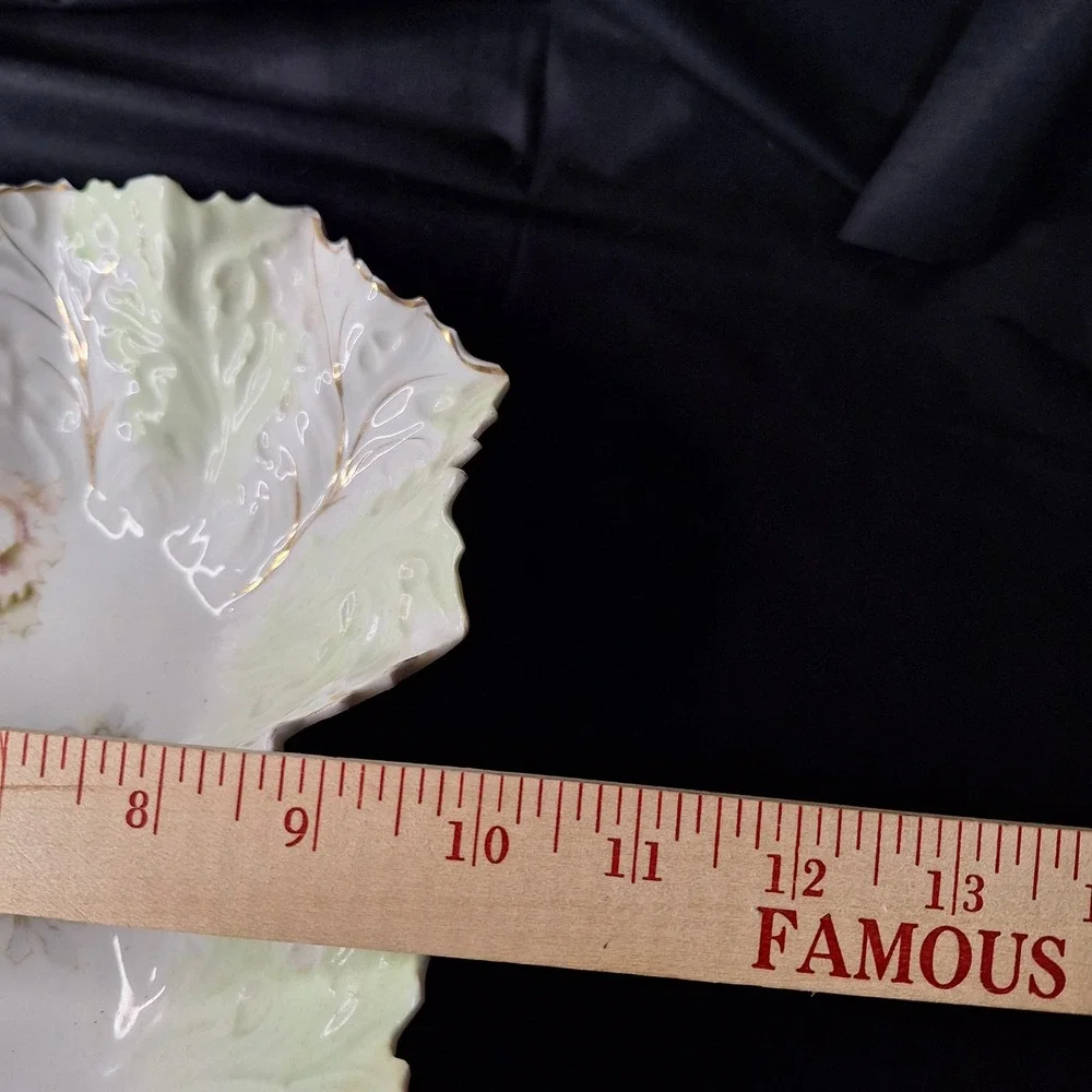 N/A antique porcelain